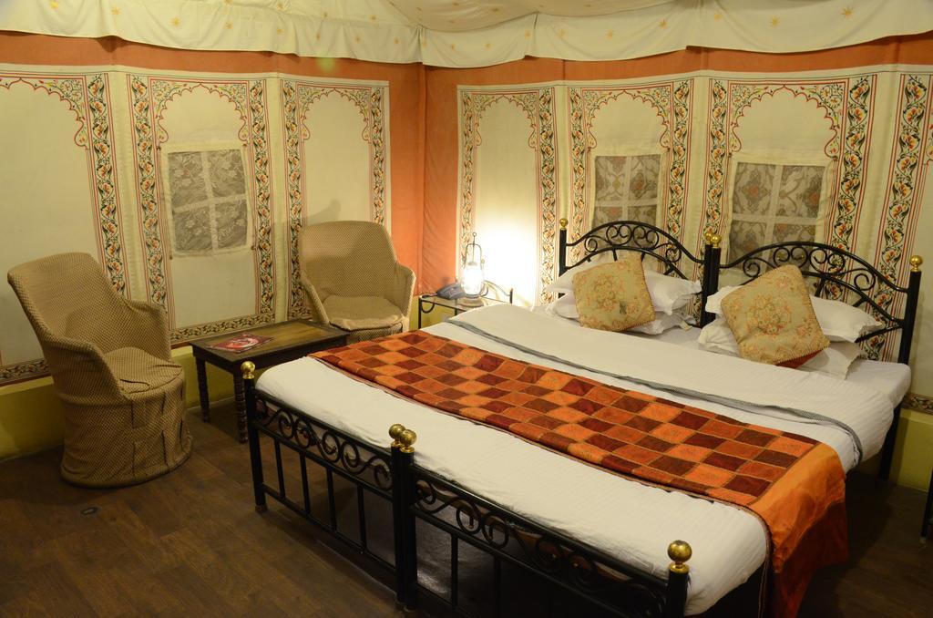 The Aravali Tent Resort Udaipur Ruang foto