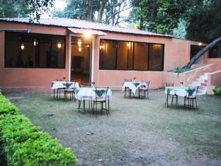 The Aravali Tent Resort Udaipur Bagian luar foto