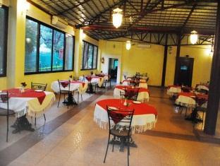 The Aravali Tent Resort Udaipur Bagian luar foto